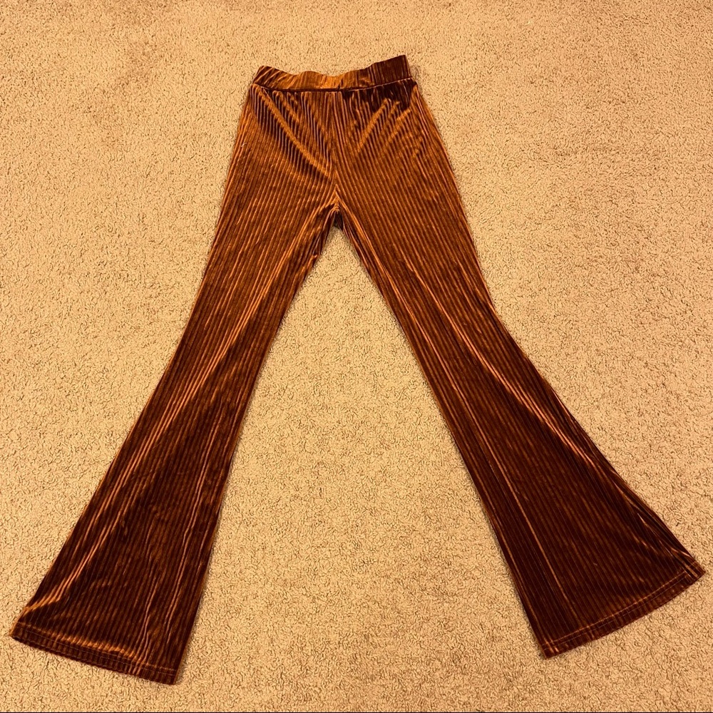 Flare leg velvet pants | size medium